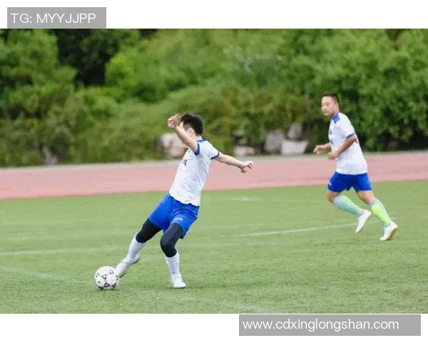 足球即时比分下载助你实时掌握比赛动态精彩赛事尽在掌握中